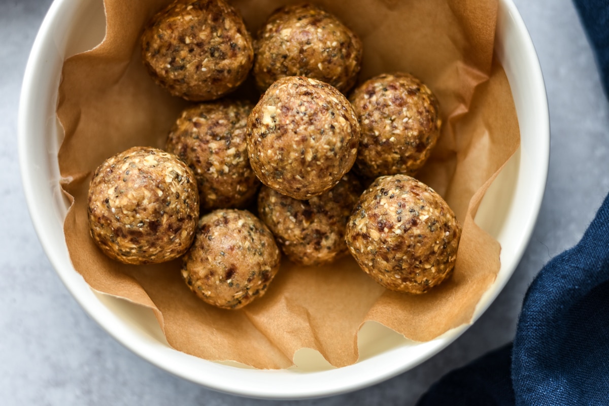 Nut & Seed Snack Balls
