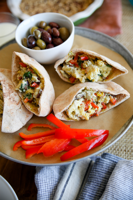 Mediterranean scramble pita pockets