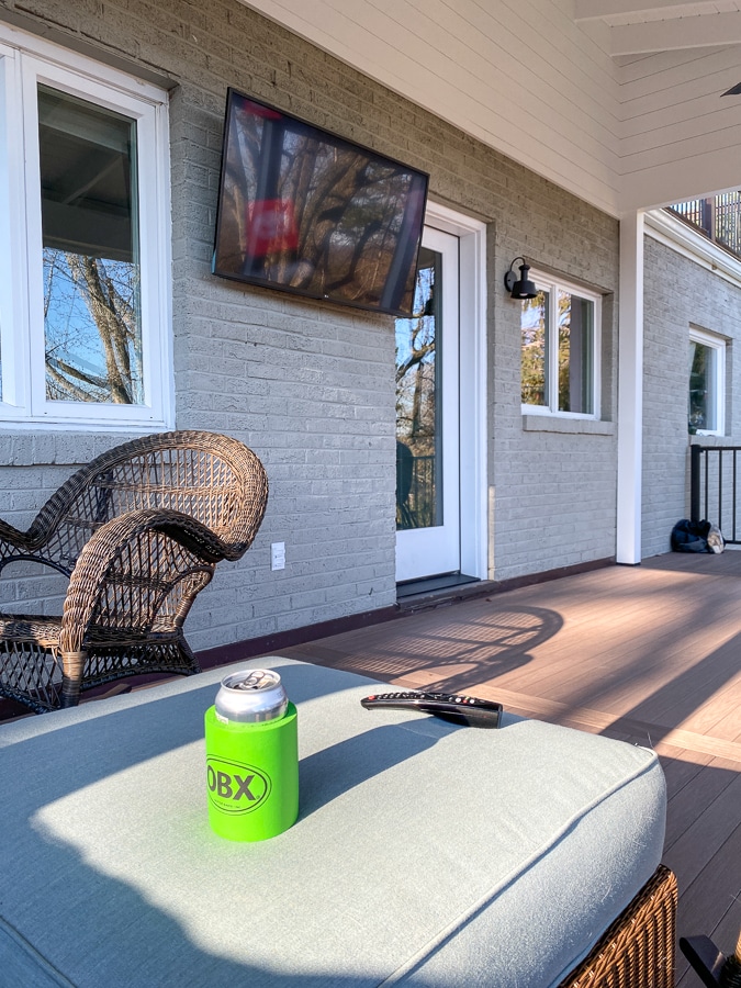 outdoor tv