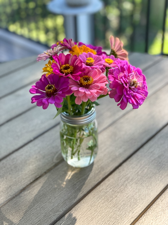 20 Empty Mason Jar Storage Ideas