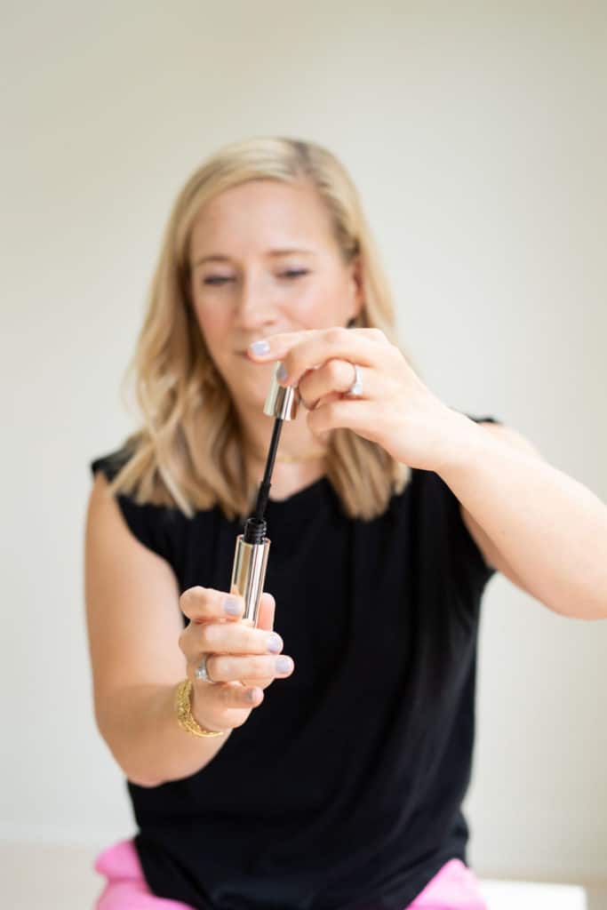 kath holding beautycounter think big mascara