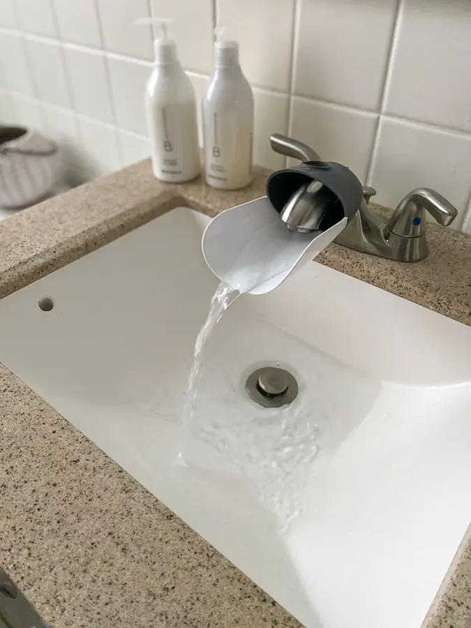 Faucet kid-friendly extender