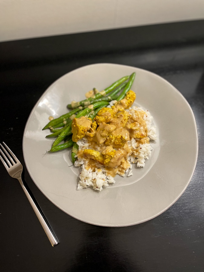 Blue Apron Vandouvan Chicken with a Mango Chutney Sauce, rice, and green beans