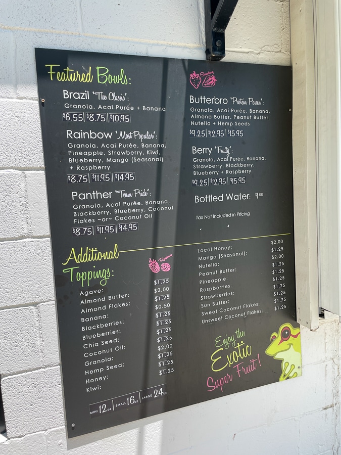 Rico's Acai menu