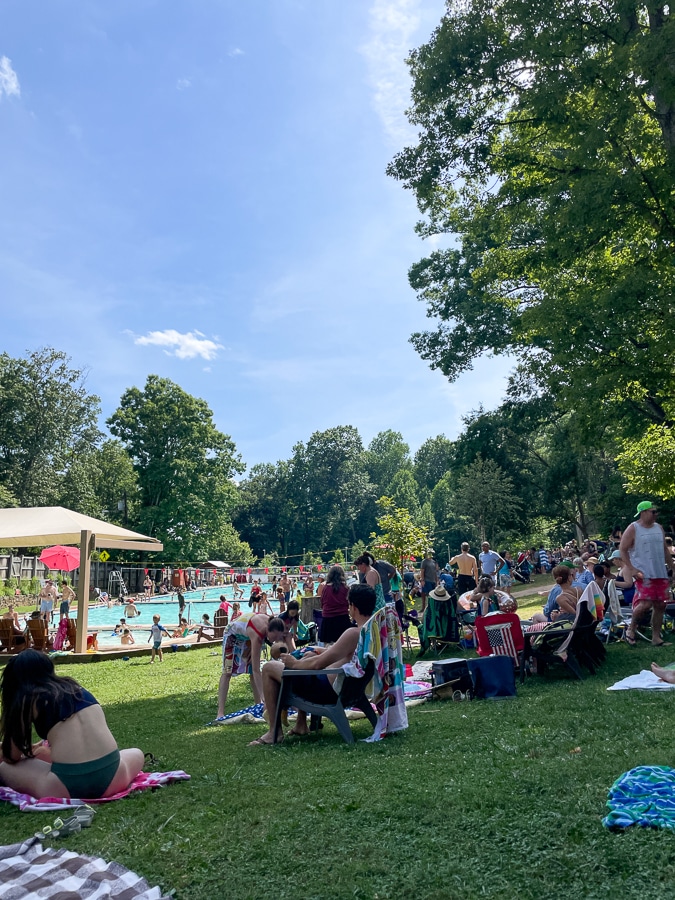 4th Of July crowded pool