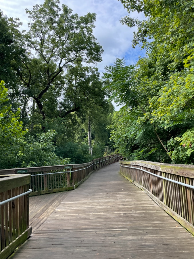 riverwalk way