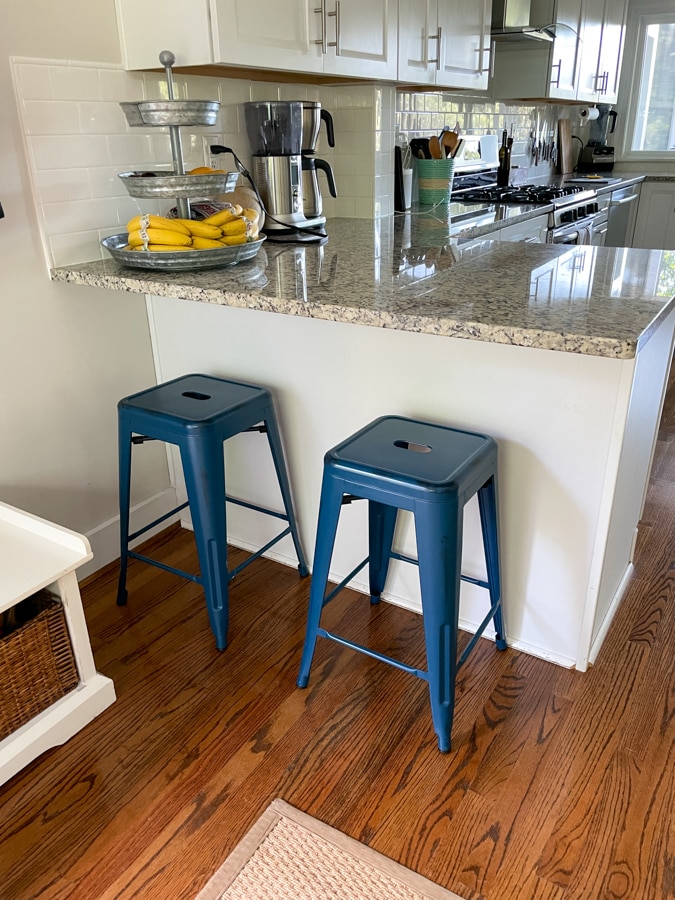 Things Im Digging - blue barstools