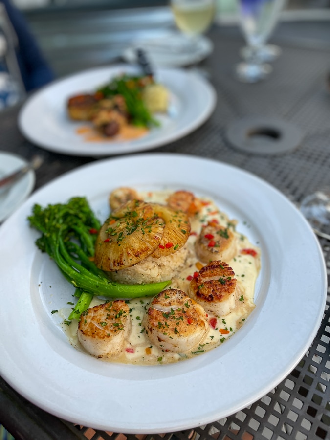 Pineapple scallops in a vanilla bean beurre blanc