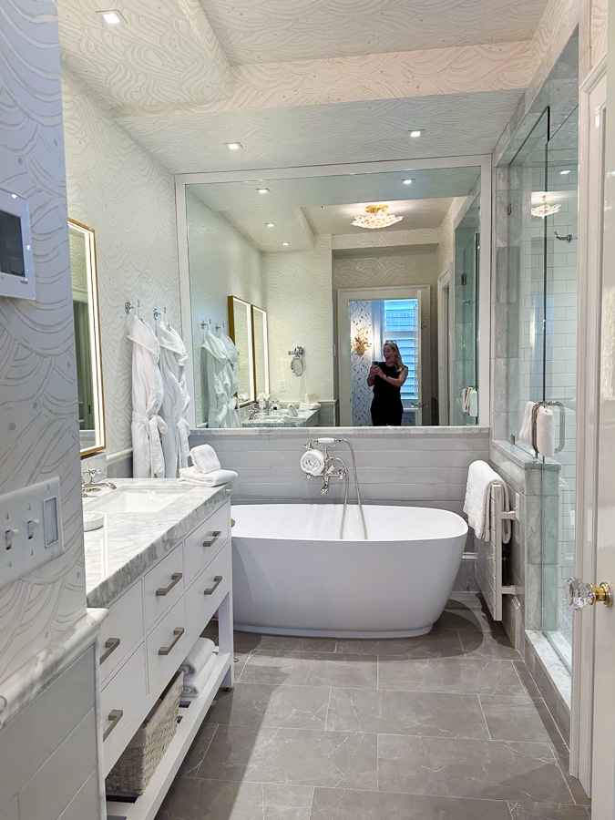 The Georges bathroom design
