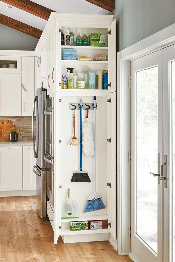 cleaning supplies organization