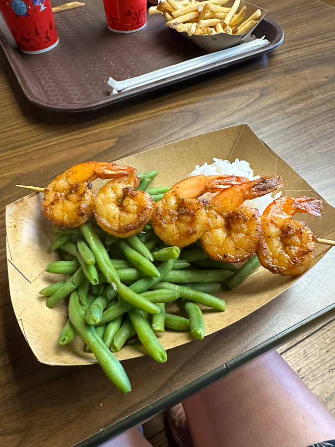 Lunch at Columbia Harbour House 