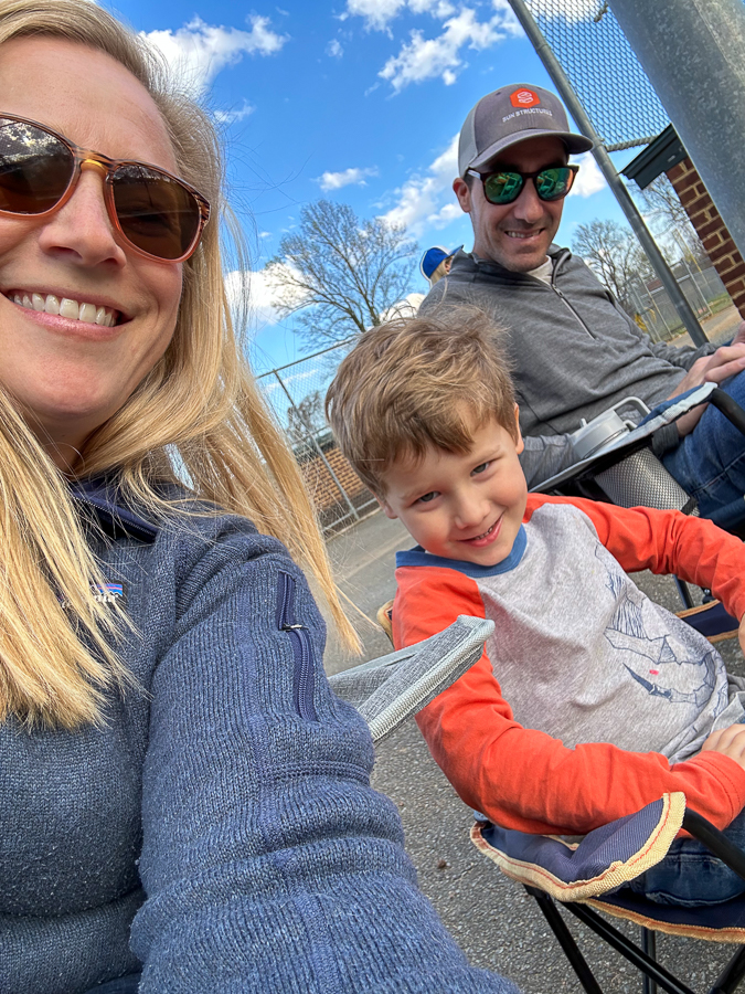 family cheering squad | news flash life updates