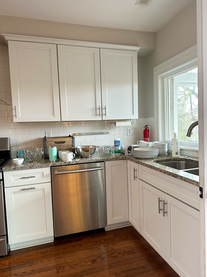 kitchen items moving out