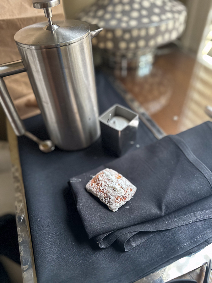 French press + beignets
