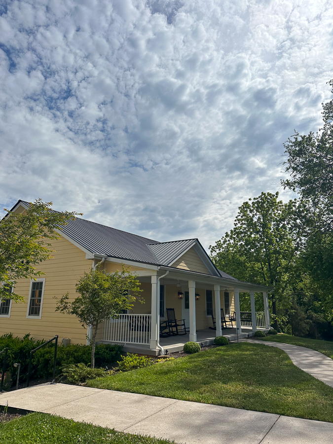 The Inn at Willow Grove Creekside Cottages