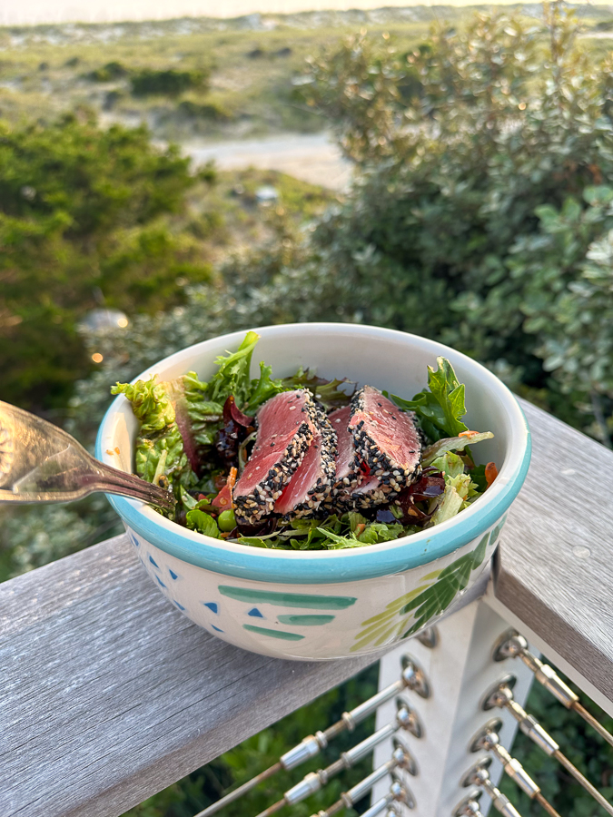 Ahi tuna salad