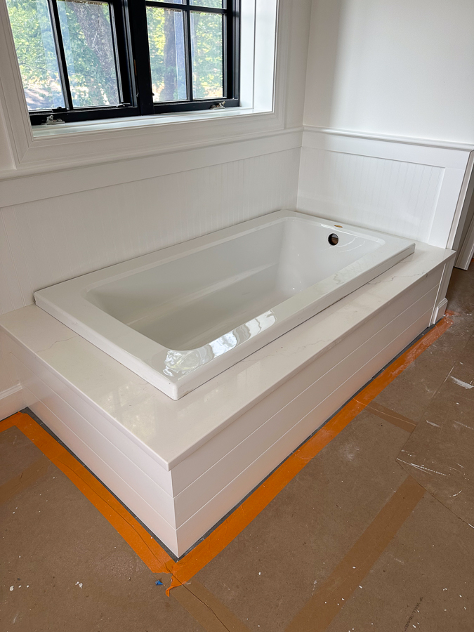 bath tub quartz topper