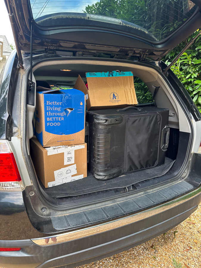 packing things in car