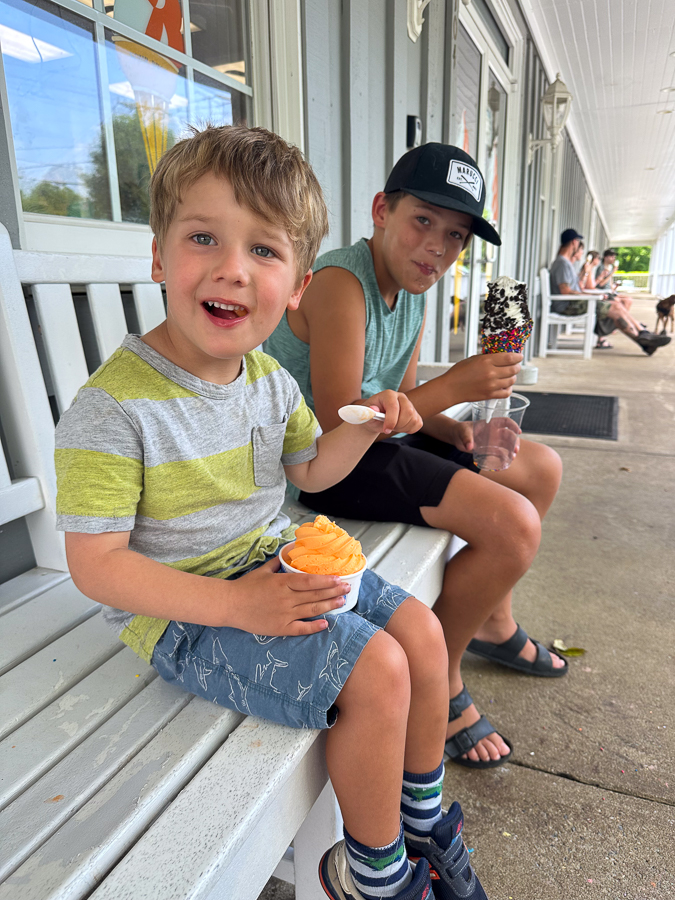 Mommy Camp ice cream