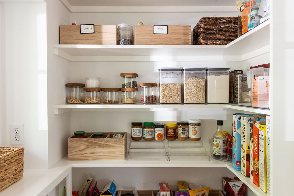 walk-in pantry organization ideas