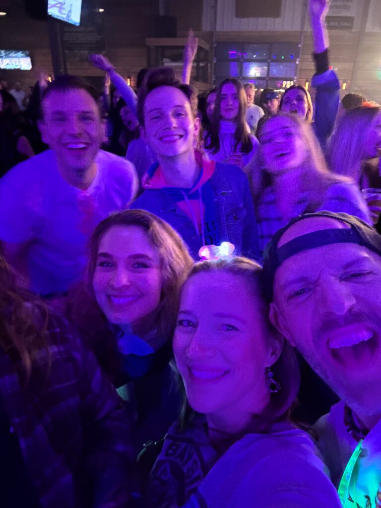 90s cover band Brisk live