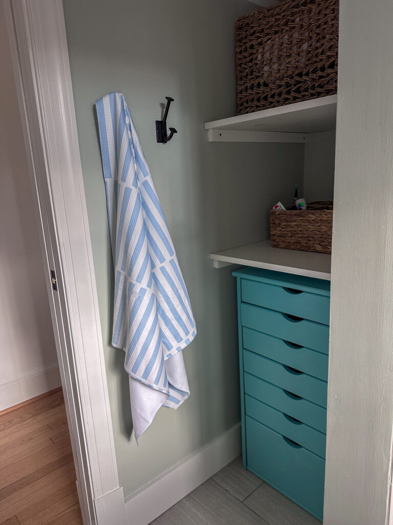 Geometry Bath Towel hanging