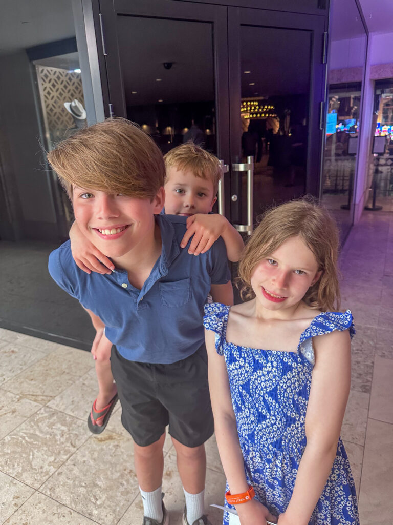 Hyatt Ruinas cousins