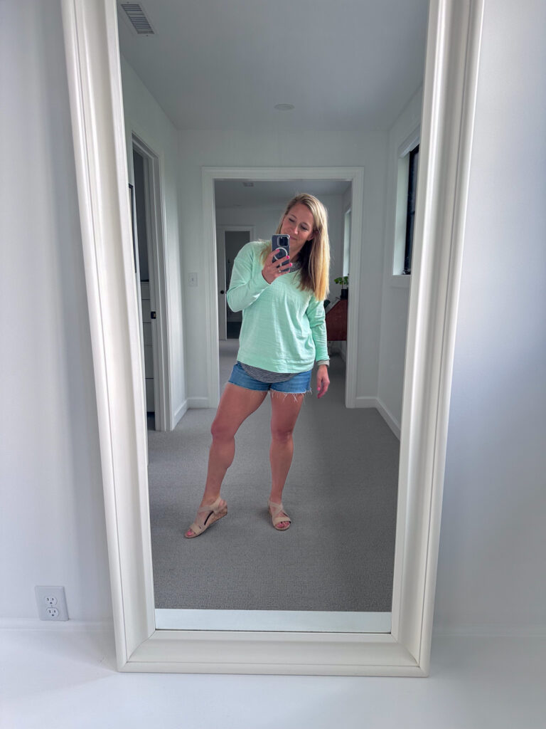 denim shorts outfit