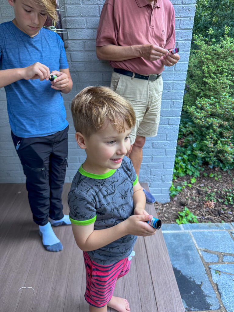 confetti poppers | End Of School Fun