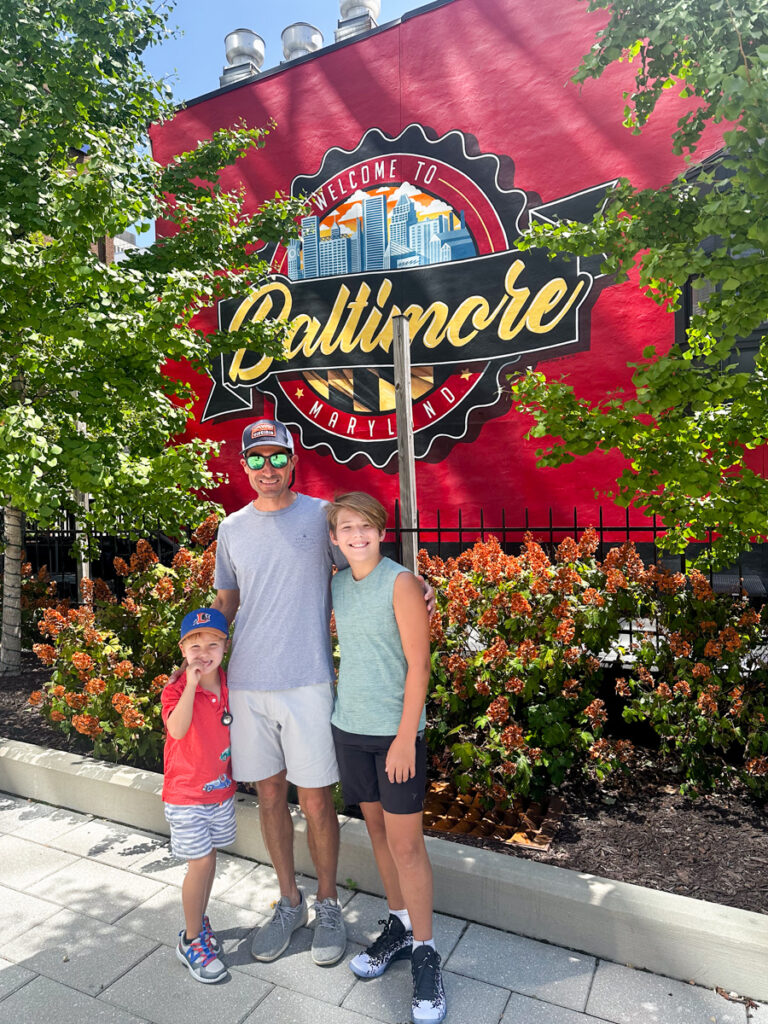 Kath Eats Blogger Kath Younger shares her Family Trip To Baltimore - in photo: dad with his kids