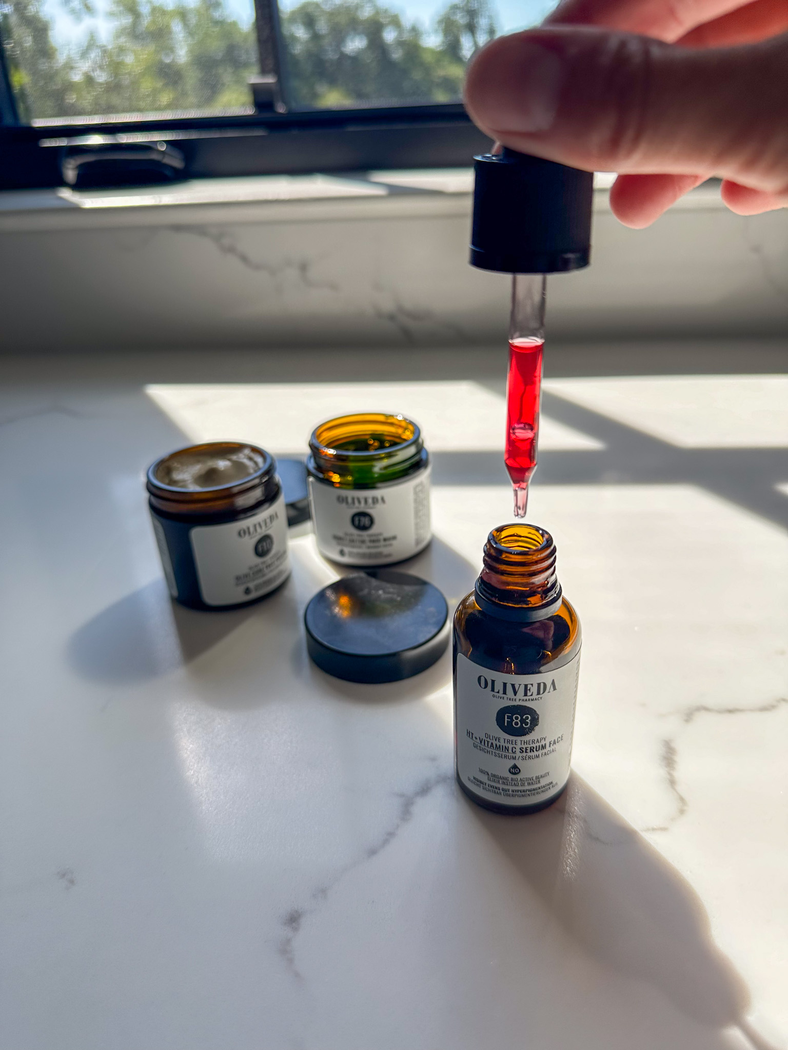 F83 HT + Vitamin C Serum