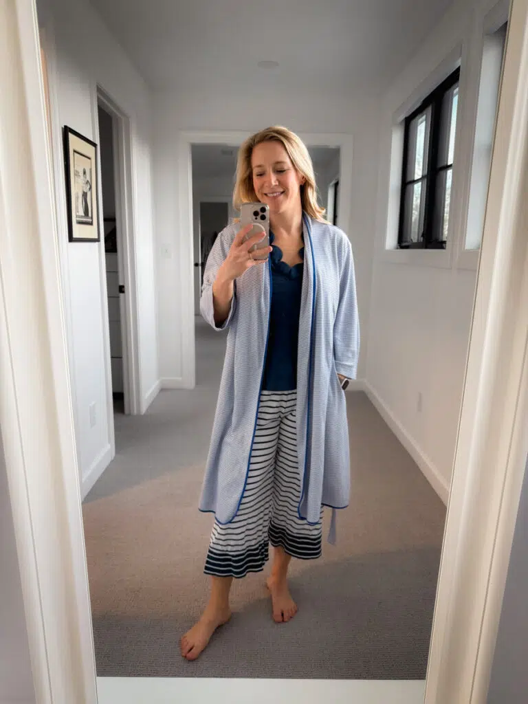 Pima Short Robe in Hydrangea