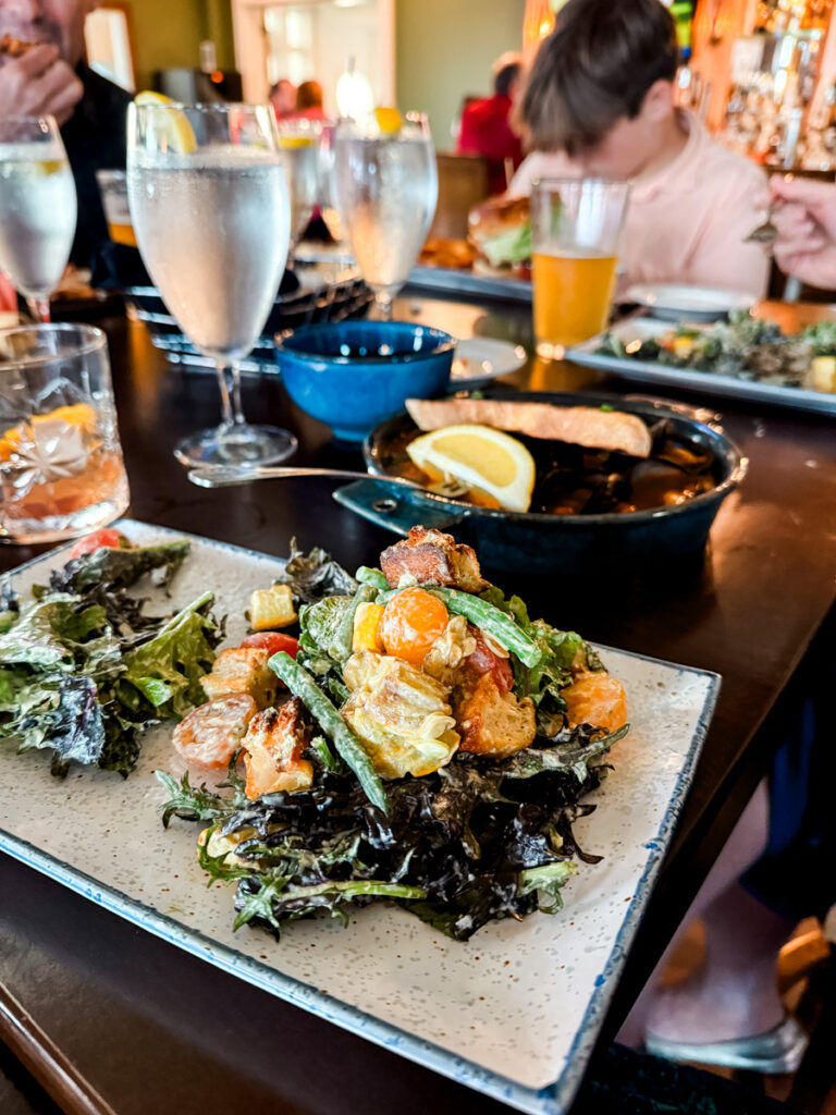 kale salad and mussels