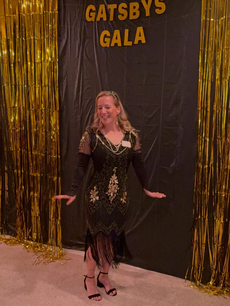 Murder at Gatsby's Gala outfit