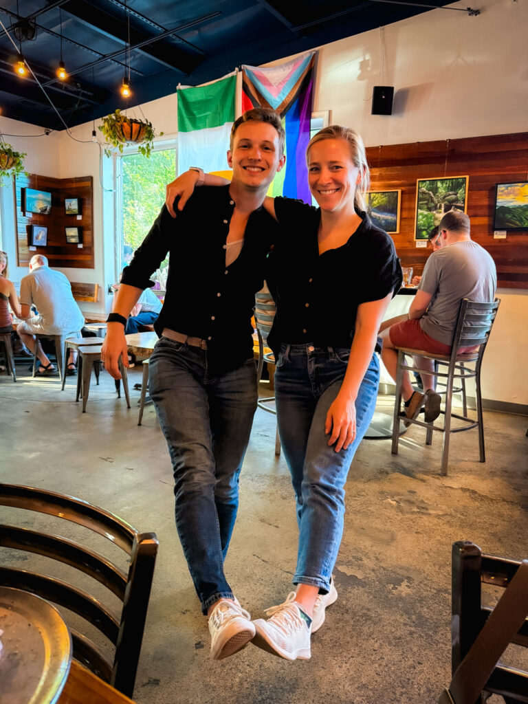 friends same outfit