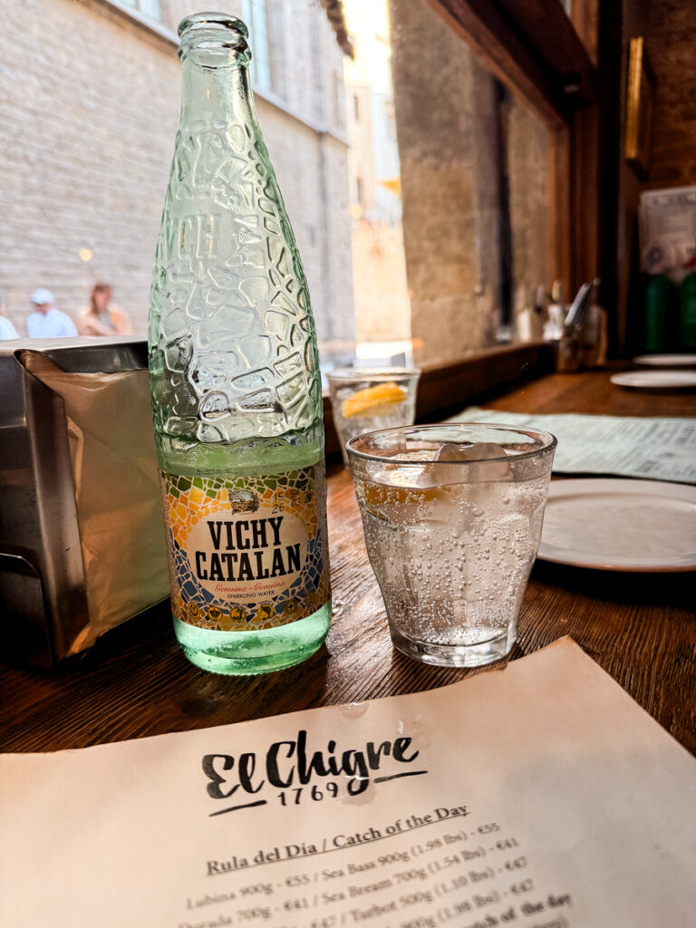 sparkling water with lemon