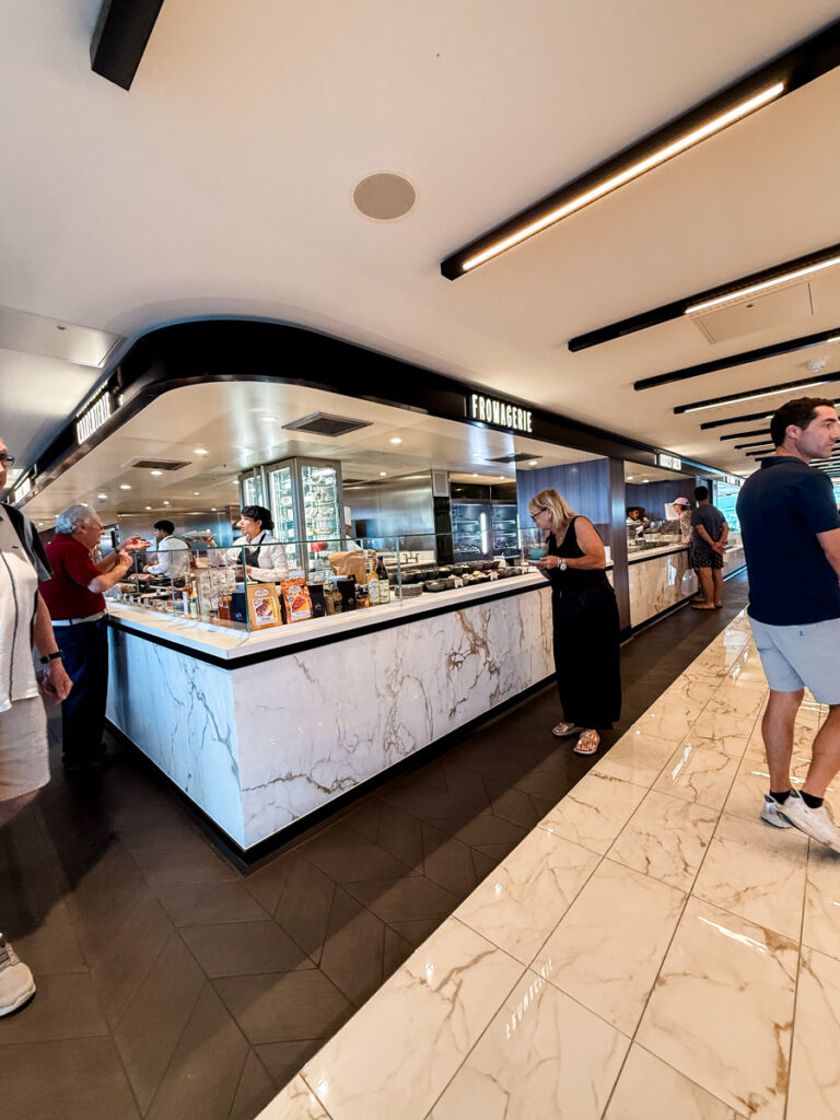Explora II Cruise restaurant options