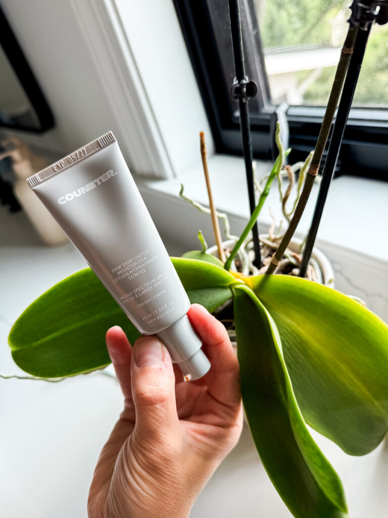 Counter Dew Skin Tinted Moisturizer Glowy Skin Picks