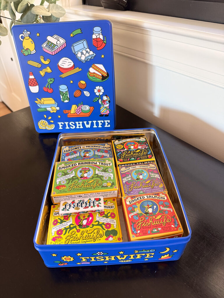 Fishwife tin
