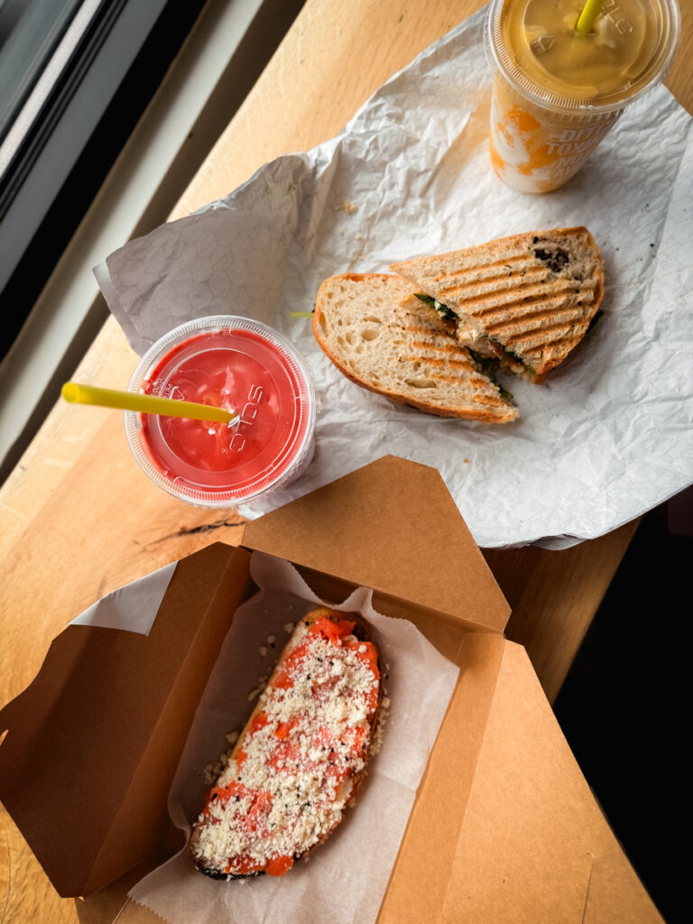 Clean Juice toasts