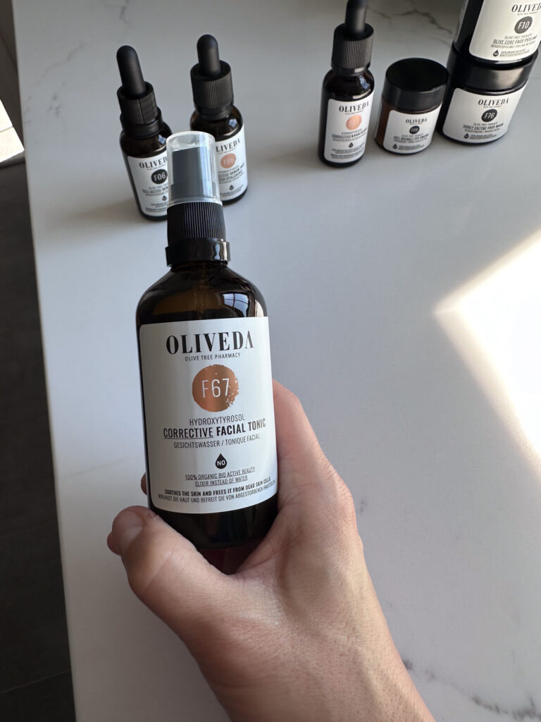 Oliveda F67 Corrective Facial Tonic