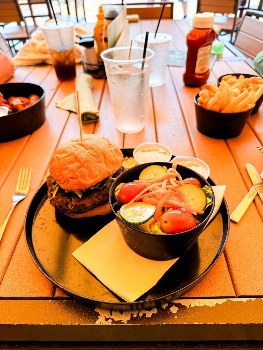 Lunch at the Bula Grill at Royal Pacific pool